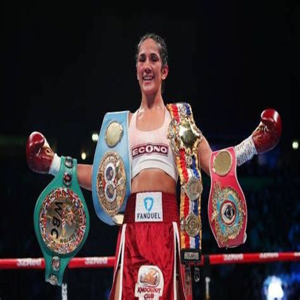 Amanda Serrano Height: How Tall Is Amanda Serrano?