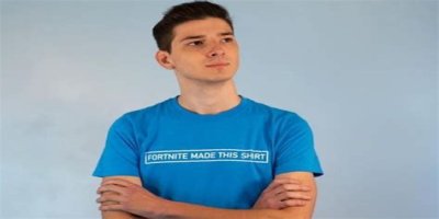 Hew Moran Height, Weight, Net Worth, Age, Birthday, Wikipedia, Who, Instagram, Biography