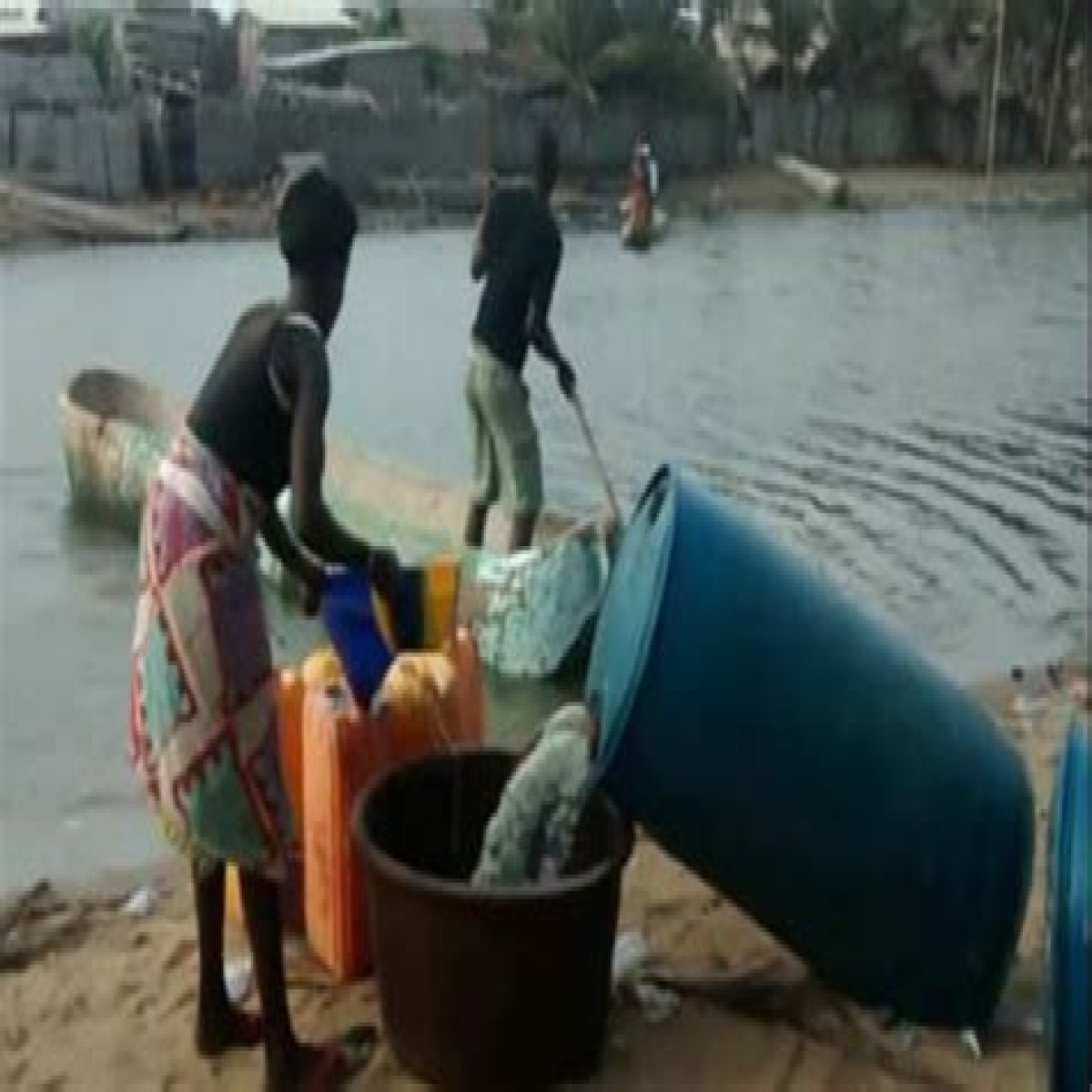 Illegal traders profit from Nigerian fuel in Togo | Business and Economy