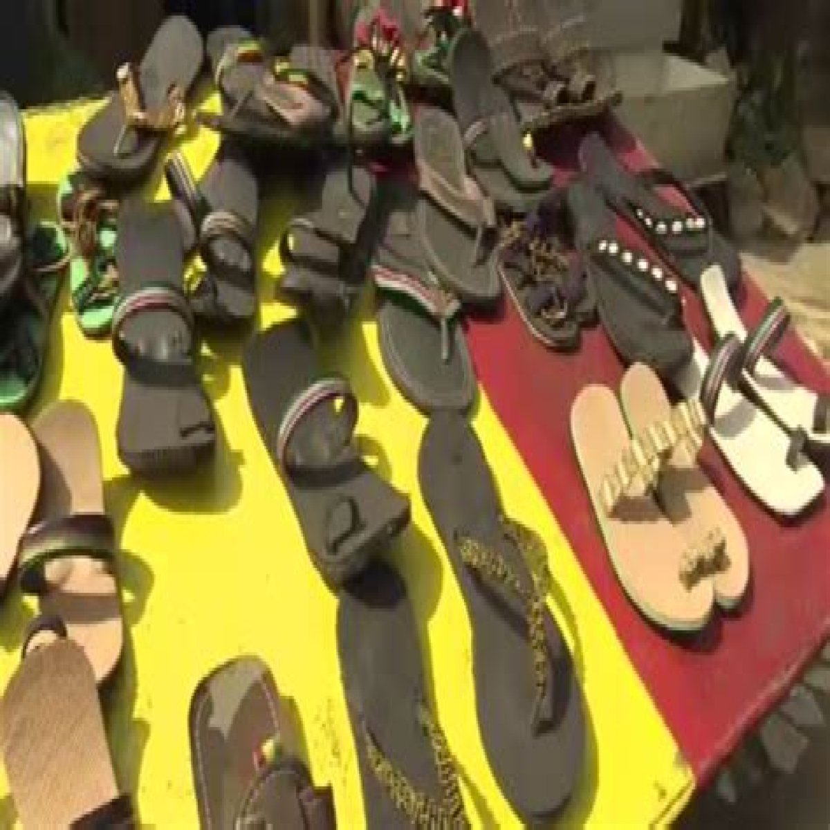 Kenya entrepreneurs turn old tyres into shoes | Business and Economy