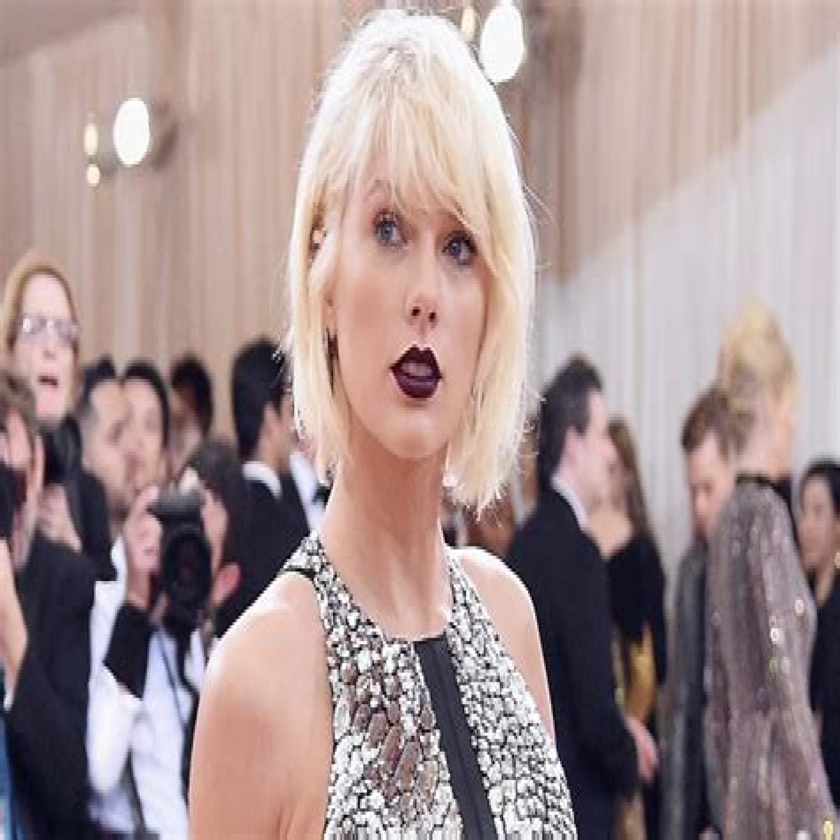 Unraveling The Mystery: Is Taylor Swift Fat?